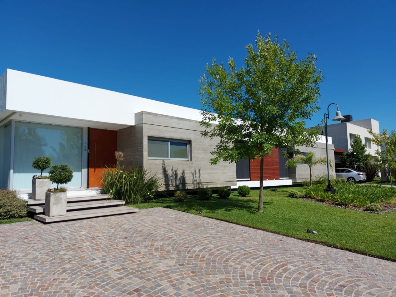 Casa en una planta de excelente diseño a la venta en Finca de Iraola Dos