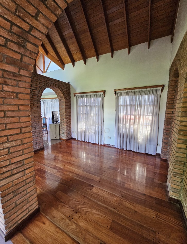 Chalet VENTA Barrio Parque Calchaqui - QUILMES OESTE