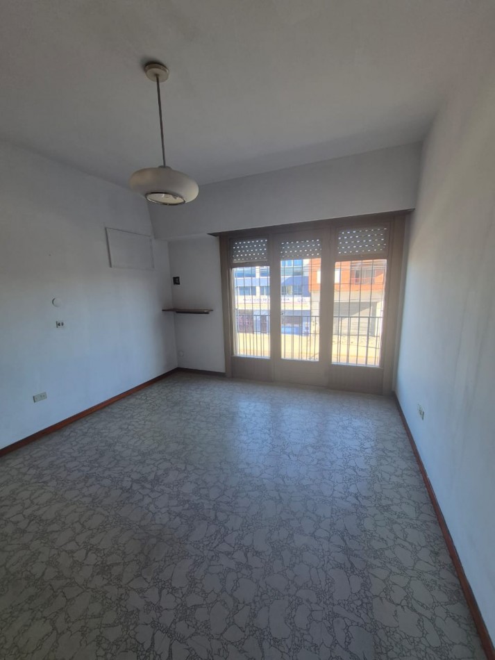Departamento en 1opiso en Quilmes Oeste