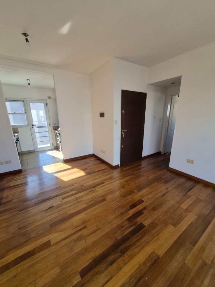 Departamento 2 amb ALQUILER con Cochera
