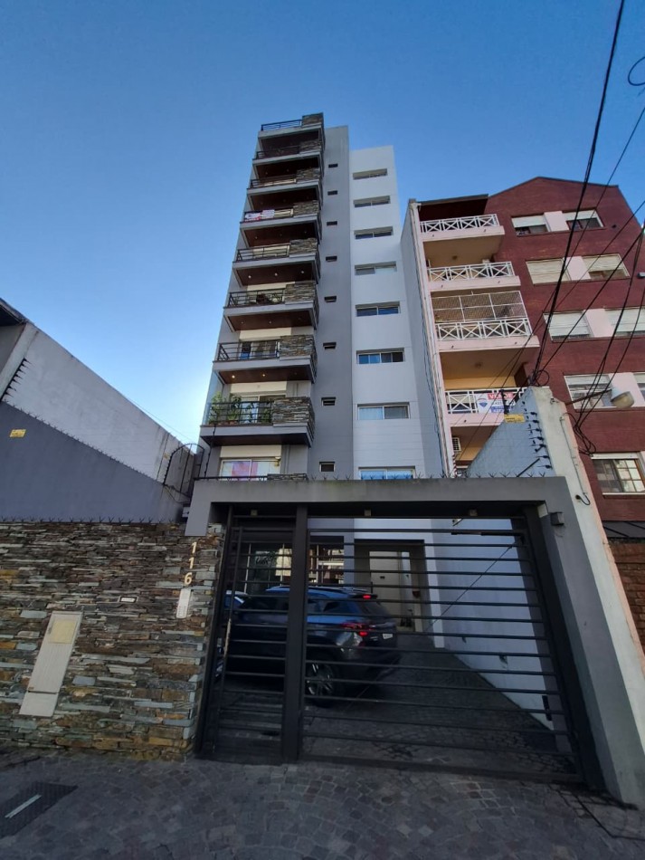 Departamento 2 amb ALQUILER con Cochera