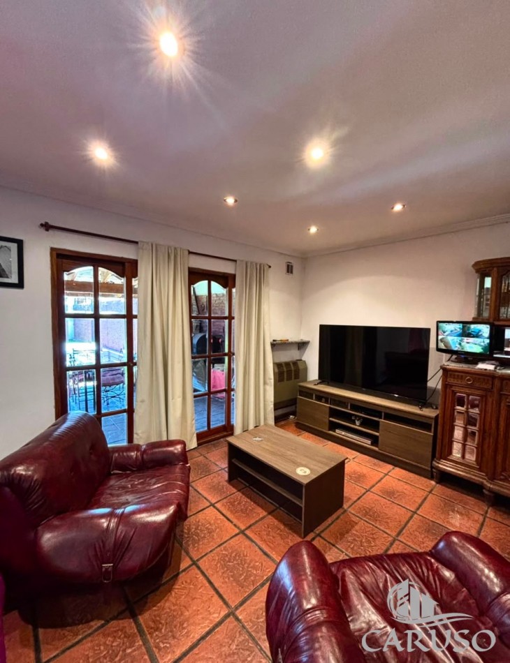 Chalet en Barrio Parque Calchaqui