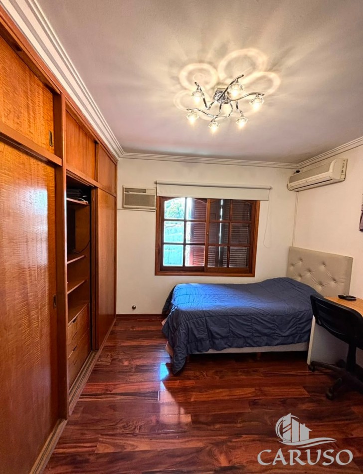 Chalet en Barrio Parque Calchaqui
