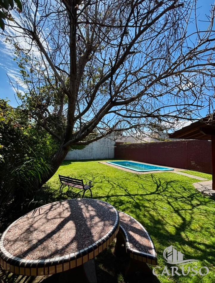 Chalet en Barrio Parque Calchaqui