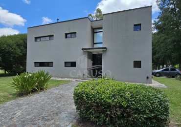 Casa VENTA  La Arbolada Club de Campo