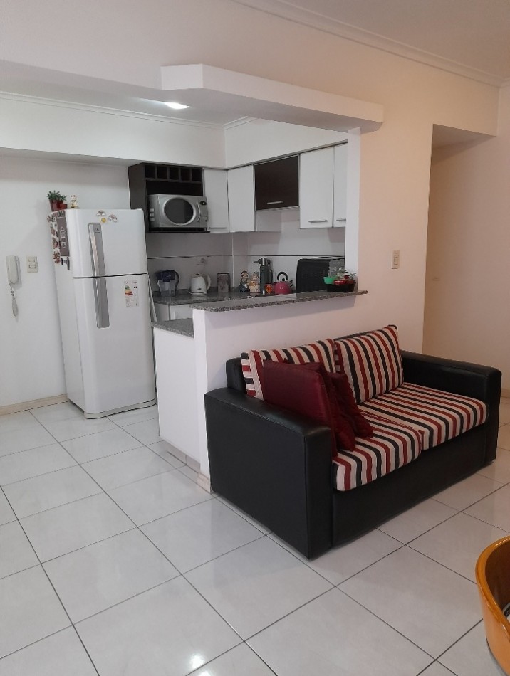 VENTA- 2 AMBIENTES CON BALCON TERRAZA