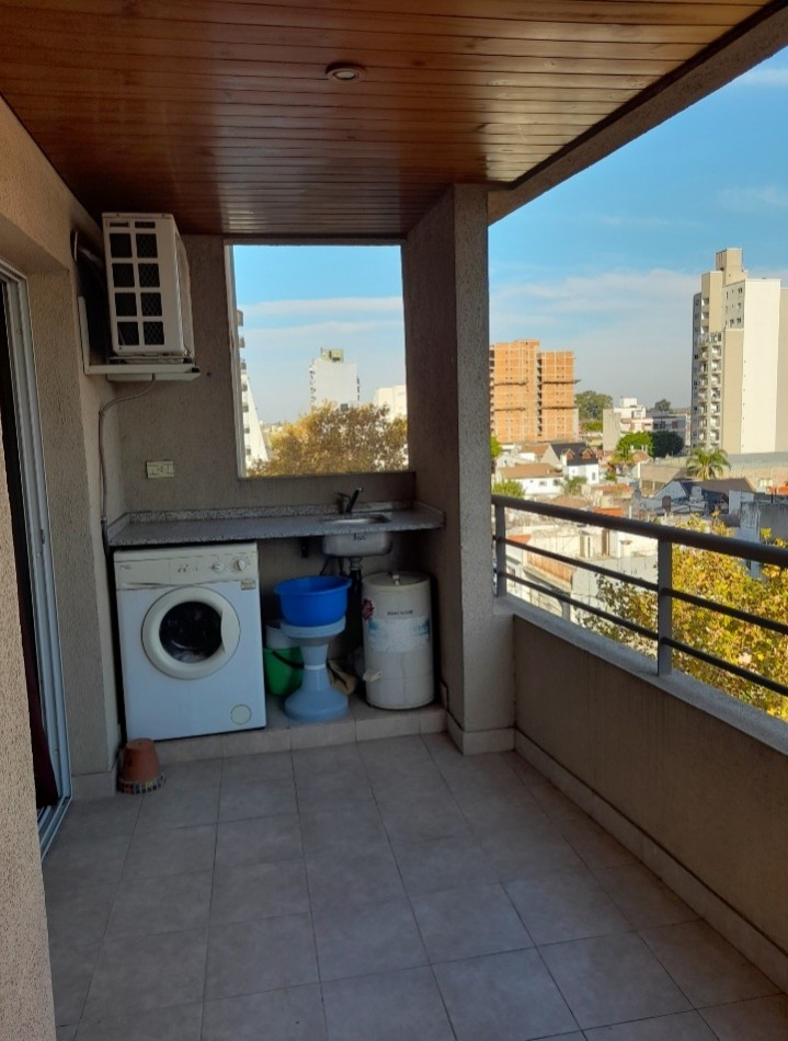 VENTA- 2 AMBIENTES CON BALCON TERRAZA