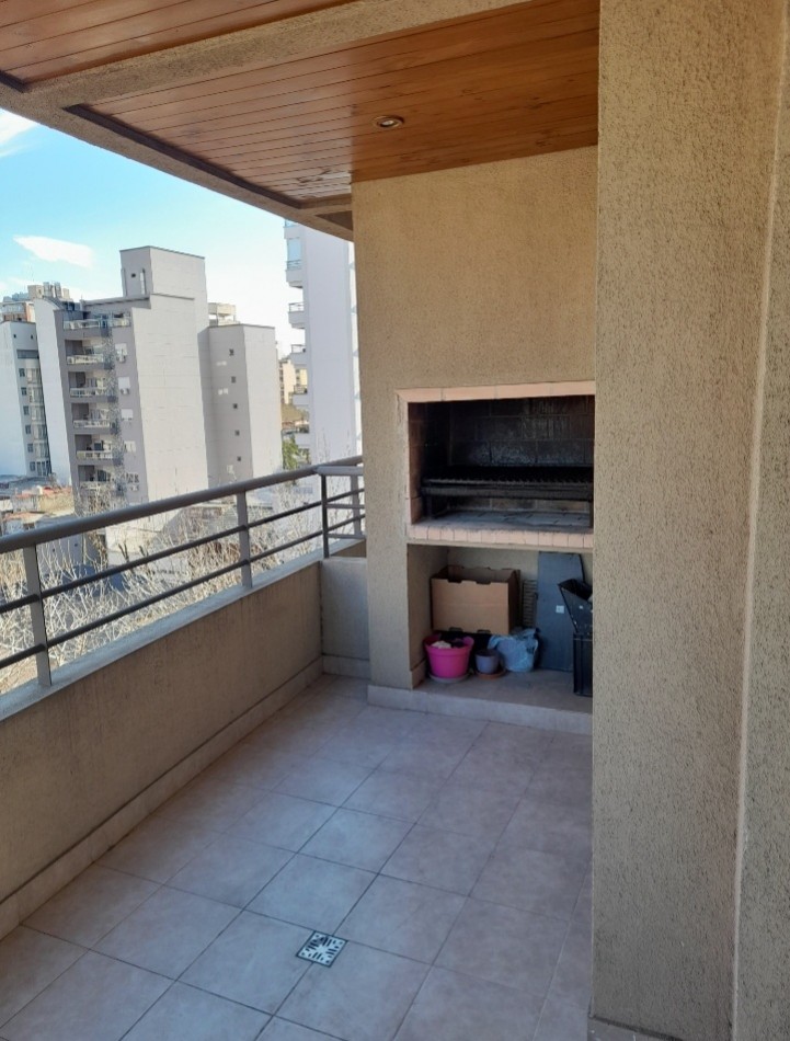 VENTA- 2 AMBIENTES CON BALCON TERRAZA