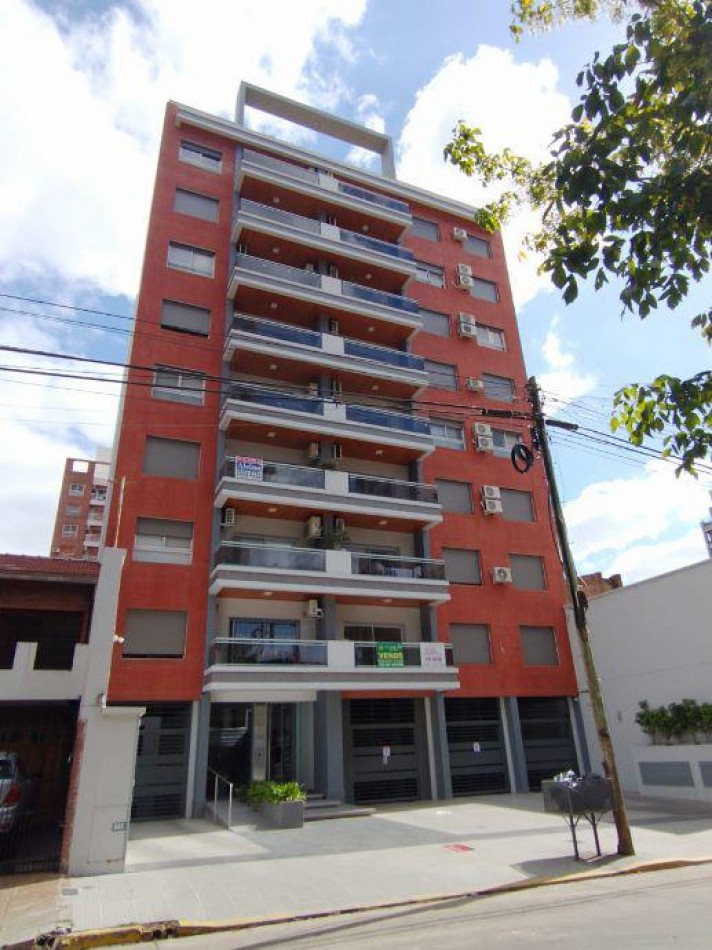 DEPARTAMENTO 3 AMBIENTES EN QUILMES CENTRO CON COCHERA Y BAULERA